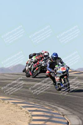 media/Dec-07-2025-CVMA (Sun) [[3e7d2de5dc]]/Race 7-Formula Lightweight Twins Shootout/